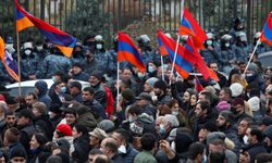 Ermenistan'da sivil itaatsizlik eylemlerine polis müdahalesi