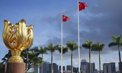 Çin, İngiltere'nin Hong Kong'a yönelik müdahalelerini kınadı