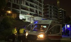 İnşaat alanına düşen otomobilin sürücüsü hayatını kaybetti