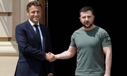 Macron ve Zelenskiy telefonda görüştü