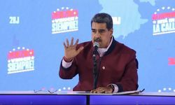 Maduro, Türkiye ile yatırım anlaşmasına ilişkin belgeyi imzaladı