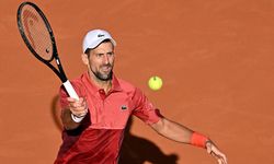 Novak Djokovic ameliyat oldu