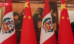 Xi Jinping, Peru Devlet Başkanı ile bir araya geldi