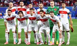 Hollanda-Türkiye maçı ilk 11'ler!