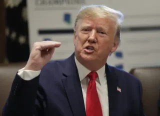 Trump’tan Suriye'deki IŞİD saldırısına "misilleme" mesajı