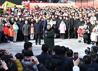 Xi Jinping Bahar Bayramı öncesi Pekin’de halkla buluştu