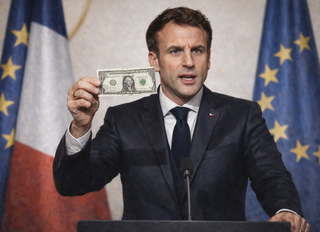 Macron'dan AB'ye çağrı: Doların hegemonyasına karşı harekete geçelim