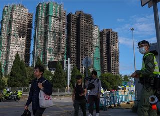 Hong Kong hükümeti, tarihi yangının yaşandığı siteyi satın alacak