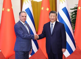 Uruguay Devlet Başkanı Orsi: Tüm dünya gerçek Çin'i tanımalı