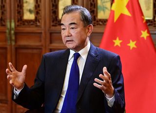 Çin Dışişleri Bakanı Wang Yi’den Körfez diplomasisi
