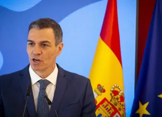 Sanchez’den AB’ye çağrı: “ABD’ye boyun eğmeyin"