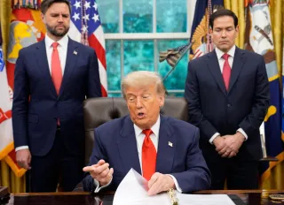 İran değil MAGA bölünüyor