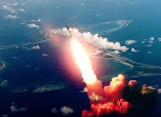 İsrail'in Diego Garcia yalanı: Starmer “Hedef alınmadık”, NATO "teyit edemedik" dedi