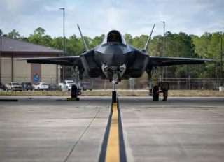 Axios: İran bir ABD savaş uçağını düşürdü