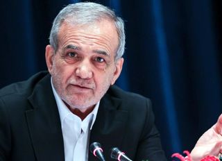 Pezeşkiyan, Pakistan Genelkurmay Başkanı Munir’i kabul etti