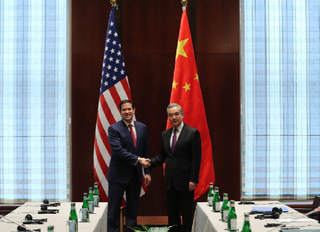 Çin ve ABD Dışişleri Bakanları görüştü: Taiwan konusu ilişkilerdeki en büyük risk