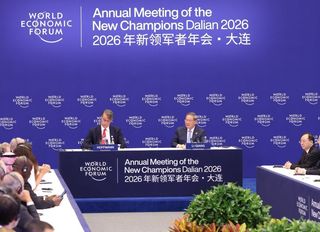Li Qiang'dan yatırımcılara güven mesajı: 'Çin pazarı daha fazla açılacak'