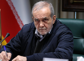Pezeşkiyan: "Katar'da bloke edilen 6 milyar dolarımız geri dönecek"