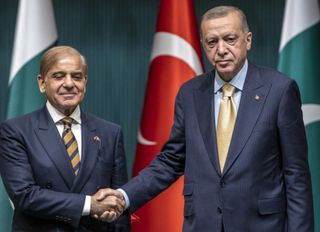 Şahbaz Şerif'ten Erdoğan'a teşekkür: ABD-İran anlaşmasında liderlik ettiniz