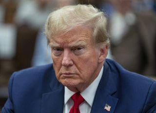 Trump'tan İran'a tehdit: "Gerekirse işi askeri olarak tamamlarız"