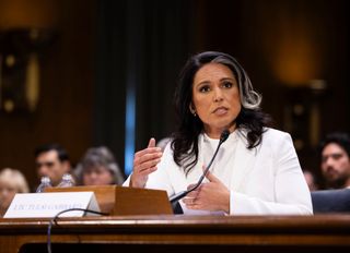 İstihbarat Şefi Gabbard, ABD'nin gizli laboratuvar ağını ifşa etti