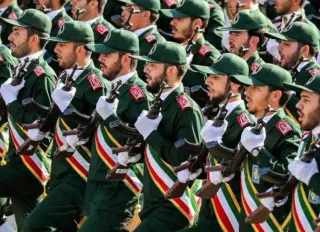 İran Devrim Muhafızları: Hürmüz Boğazı kapalı