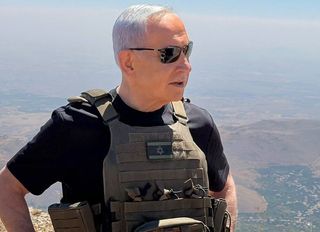 Netanyahu Suriye topraklarından seslendi: “Akdeniz’e kadar kontrol bizde”