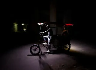 ABD, Küba’yı bir kez daha karanlığa gömdü: Elektrik sistemi tamamen çöktü