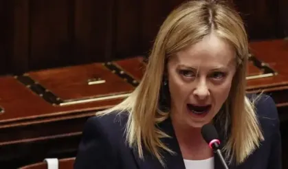 İtalya'daki referandum sağı sarstı solu umutlandırdı!