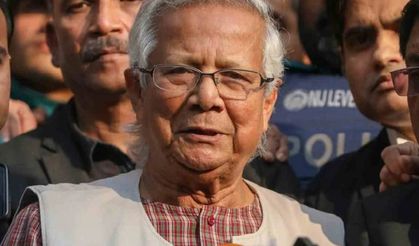 Bangladeş geçici hükümetinin başkanı Yunus, Çin'e gitti