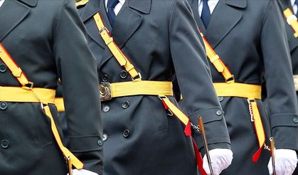 Askeri öğrencilerin yatay geçiş hakları kaldırıldı