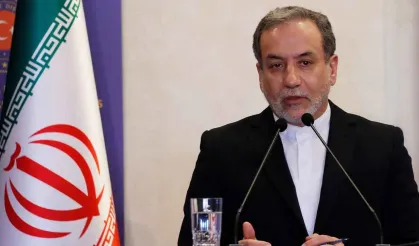 İran: "Uranyum zenginleştirme hakkından vazgeçmeyeceğiz"