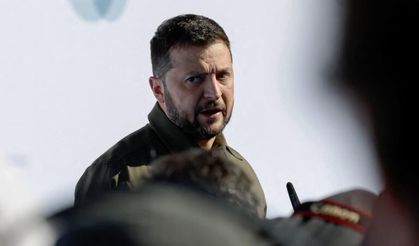 Zelenskiy'den seçim yorumu: Ülkeyi yok eder