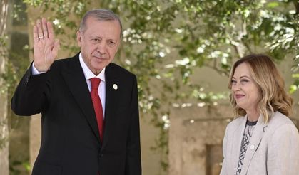 Erdoğan'dan rekor kıran Meloni'ye tebrik