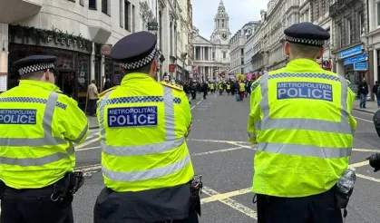 İngiltere'de bomba alarmı! 200 ev boşaltıldı