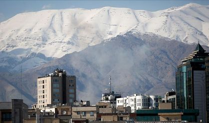 İsrail İran'da altyapılara saldırıyor!