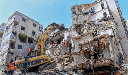 İsrail, Lübnan’ın güneyinde yıkıma devam ediyor!