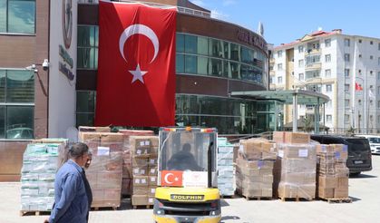 Türkiye’den İran’a 6 yardım TIR’ı daha gönderildi