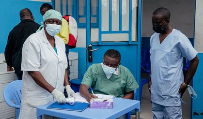 Ebola vaka sayısı 6 bini aştı: Ölü sayısı 3 bine dayandı!