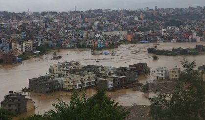 Nepal'de hayatını kaybedenlerin sayısı 794'e yükseldi