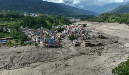 Nepal’i sel vurdu! 162 can kaybı, 558 kişi kayıp