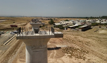 Xinjiang merkez oluyor: Çin’in kuzey, orta ve güney Asya ticaret yollarını birleştiren yeni lojistik kavşak