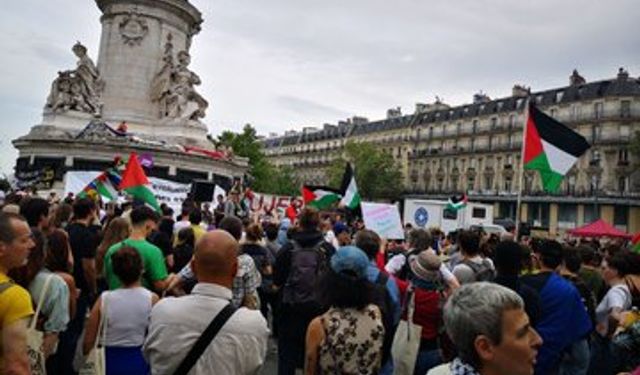 Fransa'da Olimpiyat Oyunları öncesinde protesto