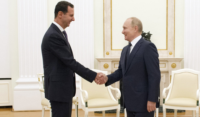 Putin Moskova'da Esad ile bir araya geldi