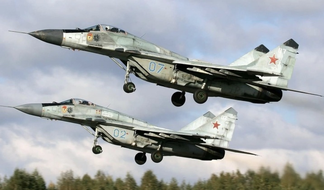 Flaş gelişme: Rusya, ABD uçaklarına karşı 2 jet kaldırdı
