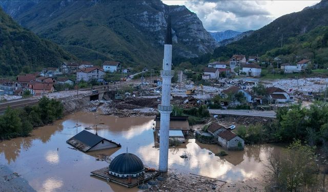 Bosna Hersek’te selden etkilenen 4 belediyede seçimler ertelendi