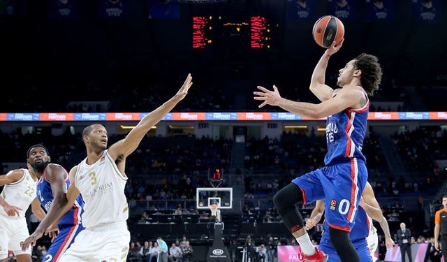 Anadolu Efes, Real Madrid'e konuk olacak