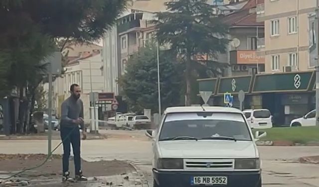 Sokak çeşmesine hortum takıp aracını yıkayan sürücüye para cezası