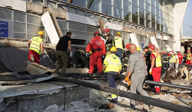 Sırbistan'da tren istasyonundaki ölümlü kazaya ilişkin 11 kişi gözaltına alındı