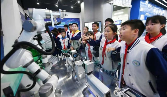 Çin'in yükselen değerleri: Yapay zeka, robotik ve biyoteknoloji